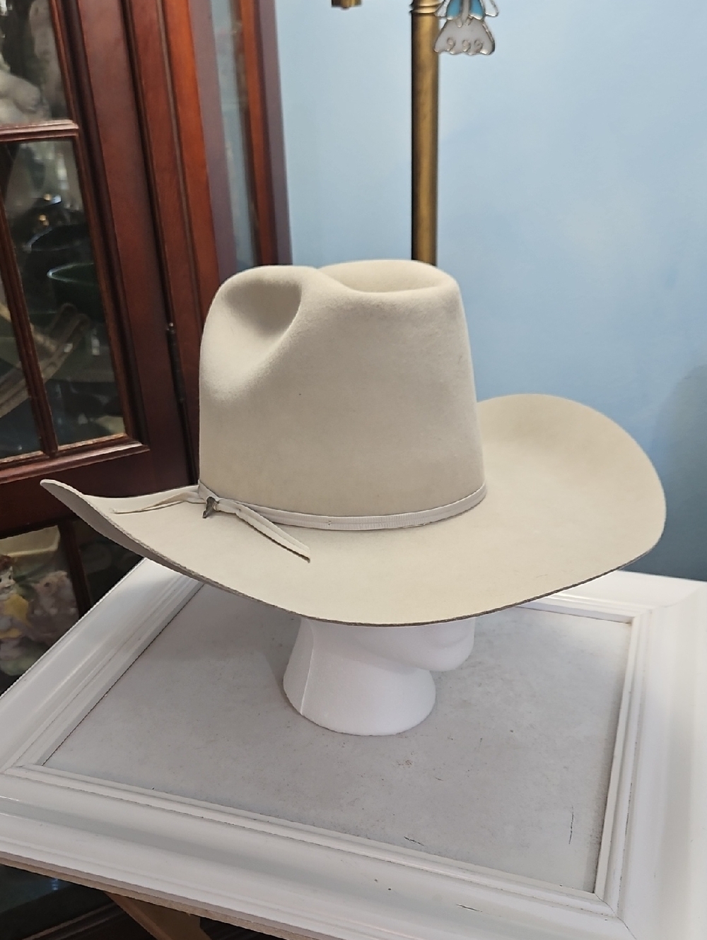 Cowboy hat: Vintage American Hat Co